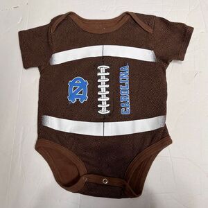 Gen2 North Carolina Tar Heels Football Bodysuit   Boys Size  6/9 Months